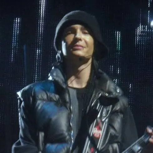 chat with ai character: Tom kaulitz 