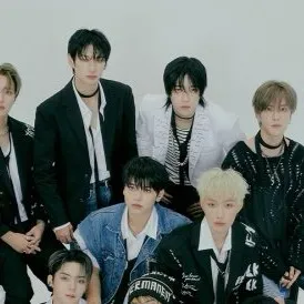 chat with ai character: Omega X