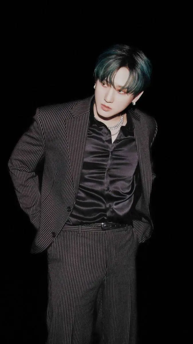 ai character: changbin background