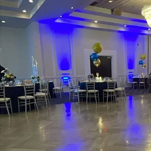 chat with ai character: Enhypen Prom