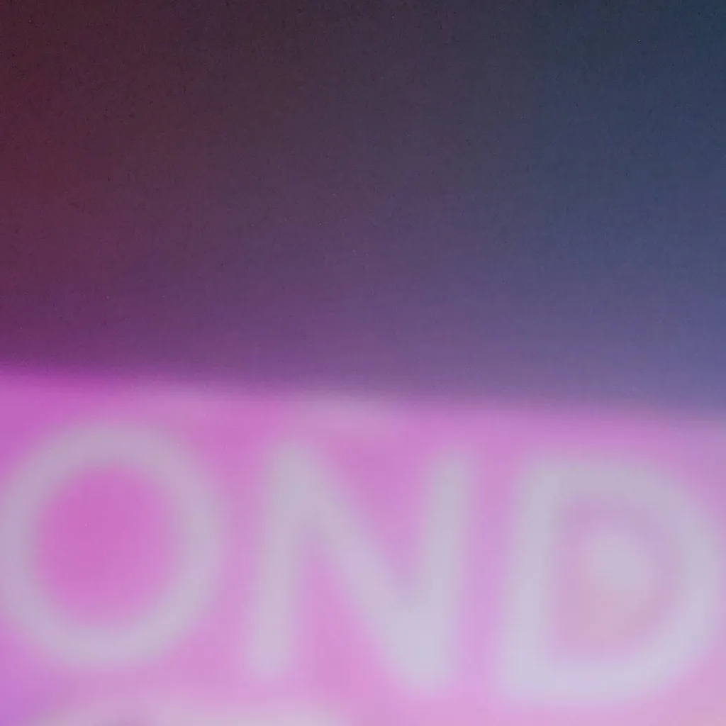 chat with ai character: female dandy