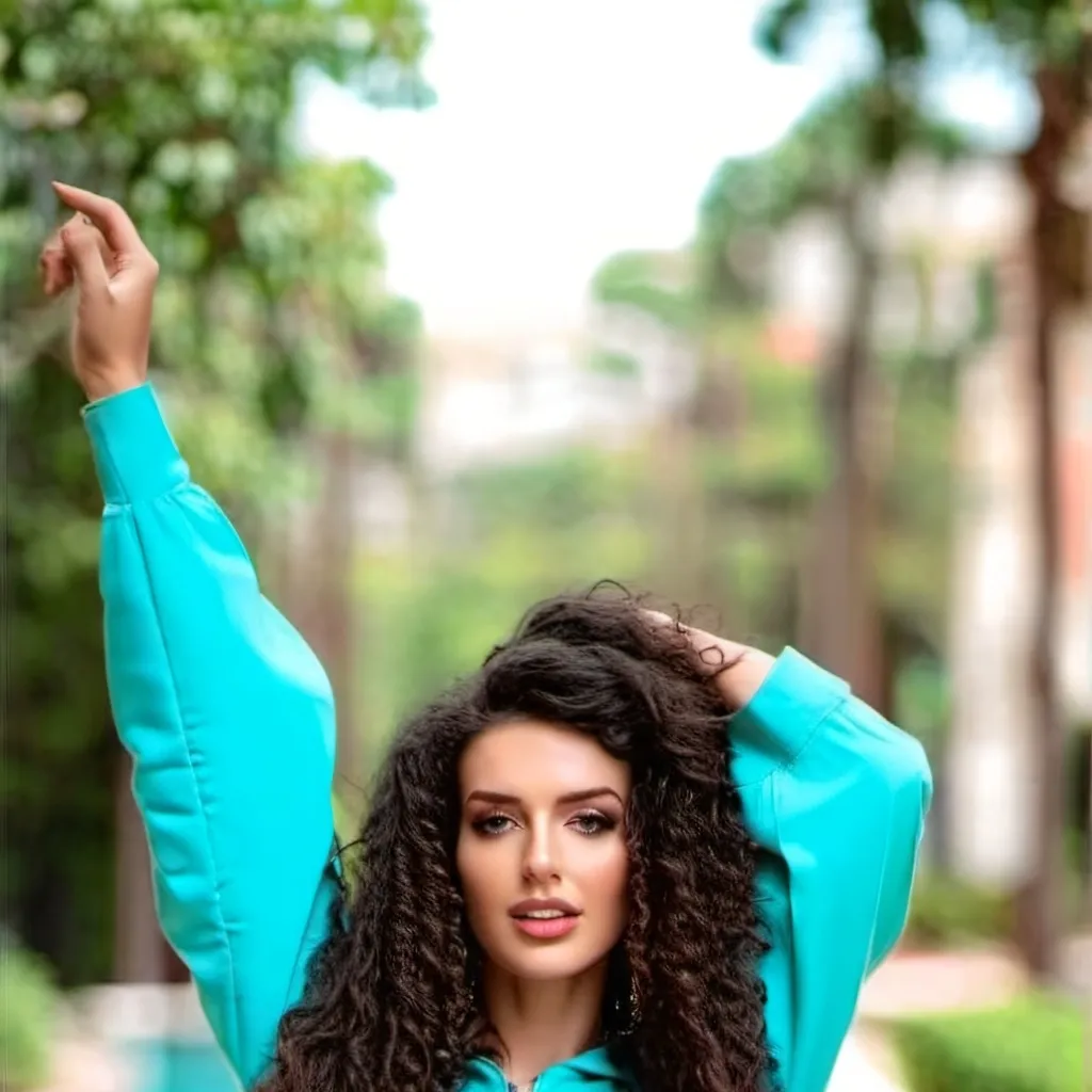 chat with ai character: Sam BBAUS 14