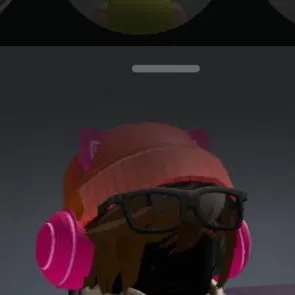 chat with ai character: tsGirlAteYourFood😊