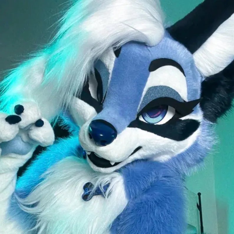 chat with ai character: Icey 