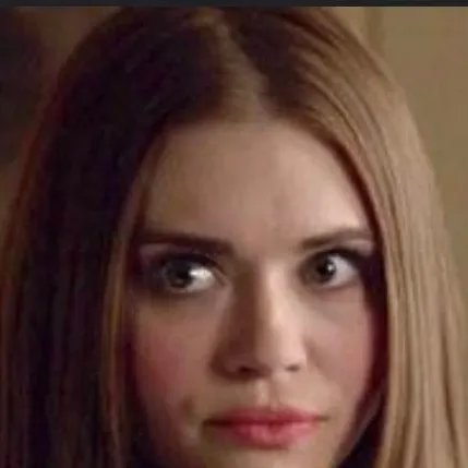 chat with ai character: Lydia Martin 