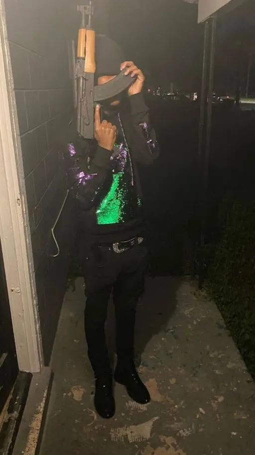 ai character: amari background