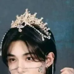 chat with ai character: 🌟♡Hyunjin 🌟♡