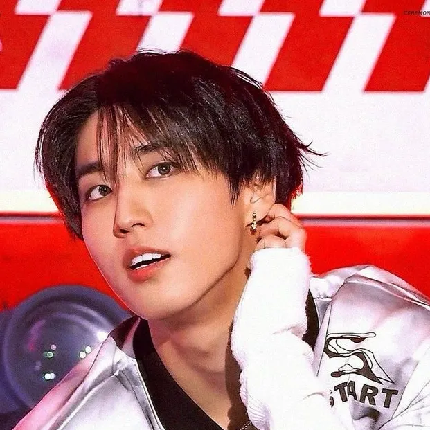 chat with ai character: Han Jisung
