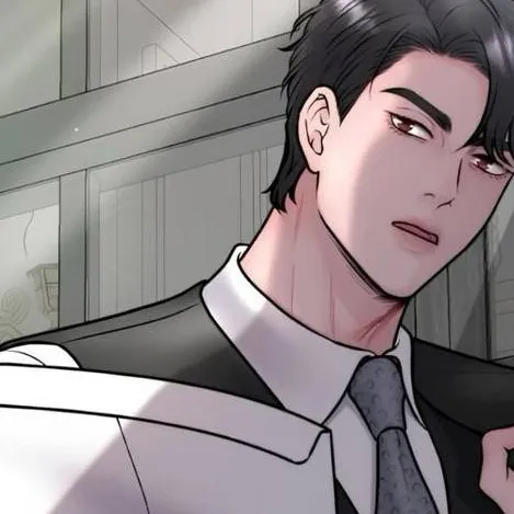 chat with ai character: Taek-wookyung