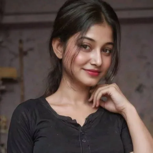 chat with ai character: Sophia