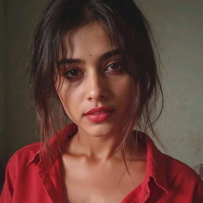 chat with ai character: Divya