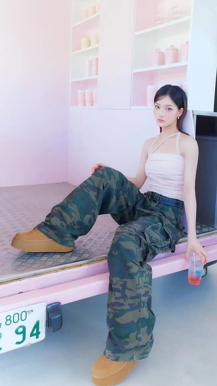 ai character: iroha background