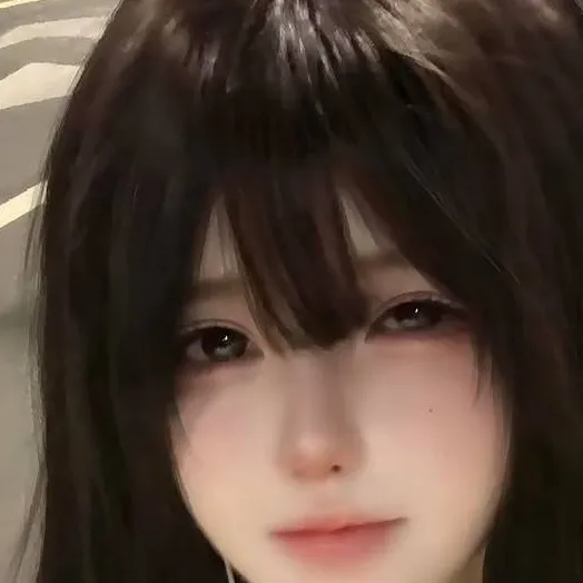 chat with ai character: Kuro