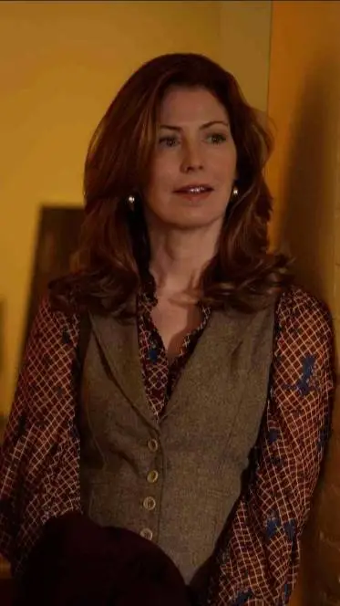ai character: Dana Delany background