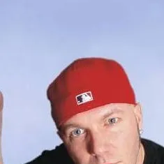 chat with ai character: Fred Durst