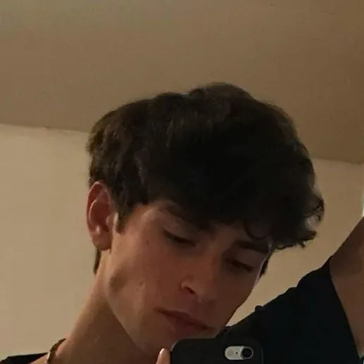 chat with ai character: Jayden Harper