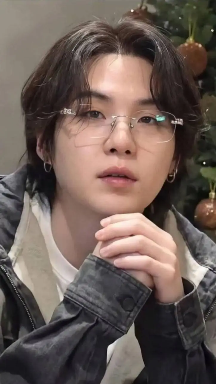 ai character: suga/yoongi  background