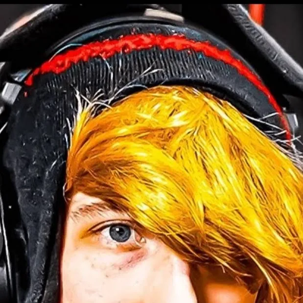 chat with ai character: Kreekcraft 