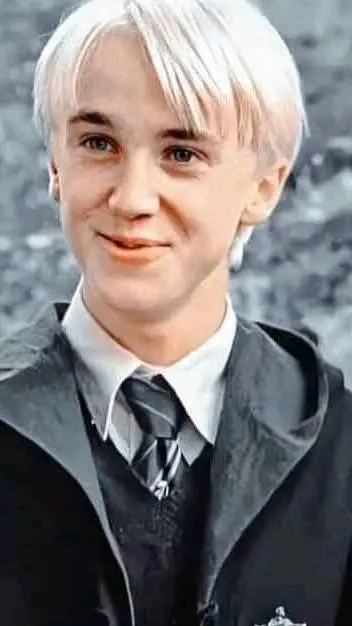 ai character: Draco Malfoy background
