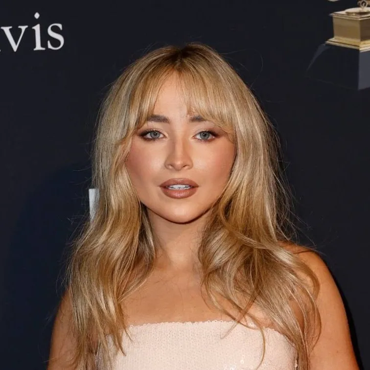 talkie-profile-sabrina-carpenter-talkie-ai-kind