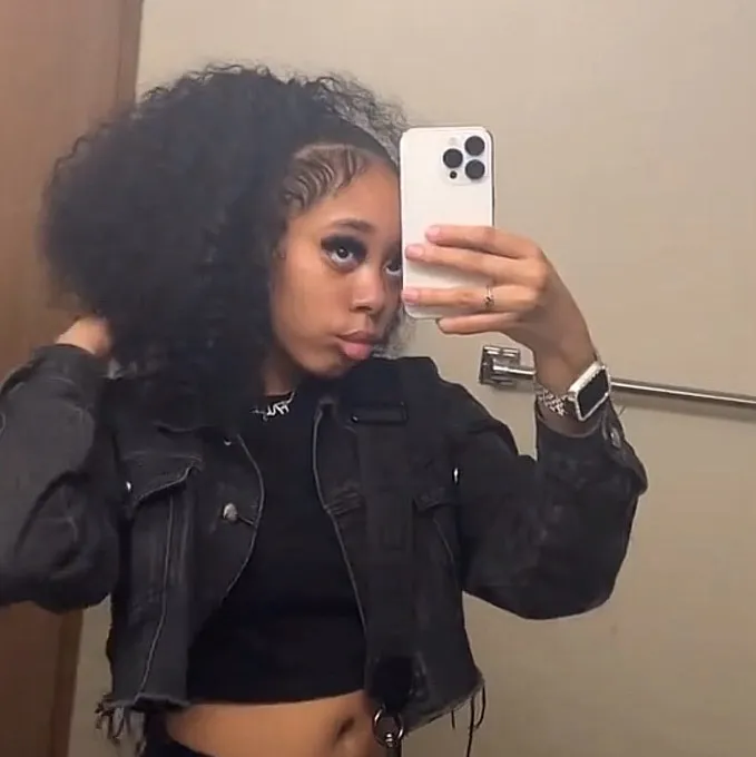chat with ai character: Jaliyah Everson