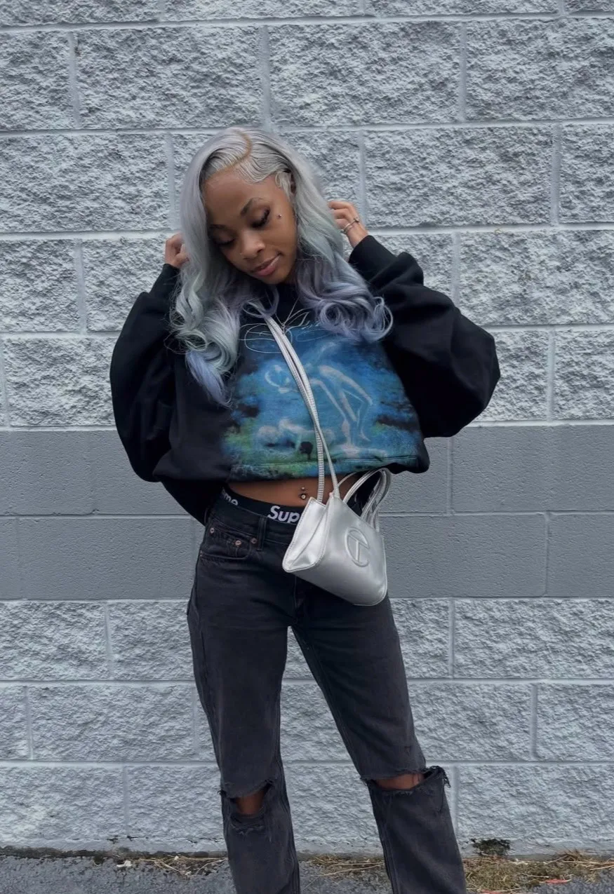 chat with ai character: Amiyah Miller