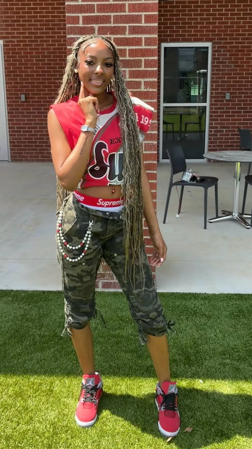 ai character: Brianna Lowe  background