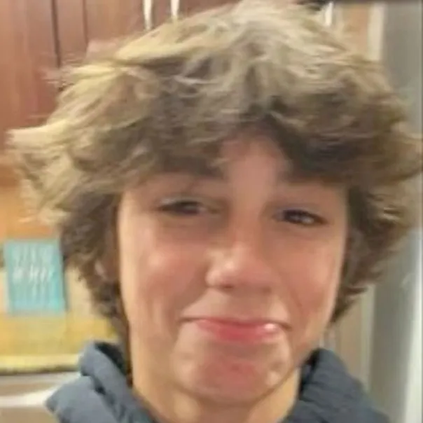 chat with ai character: Bf