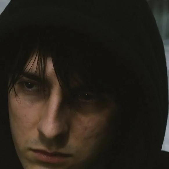 chat with ai character: Evil hypemyke 