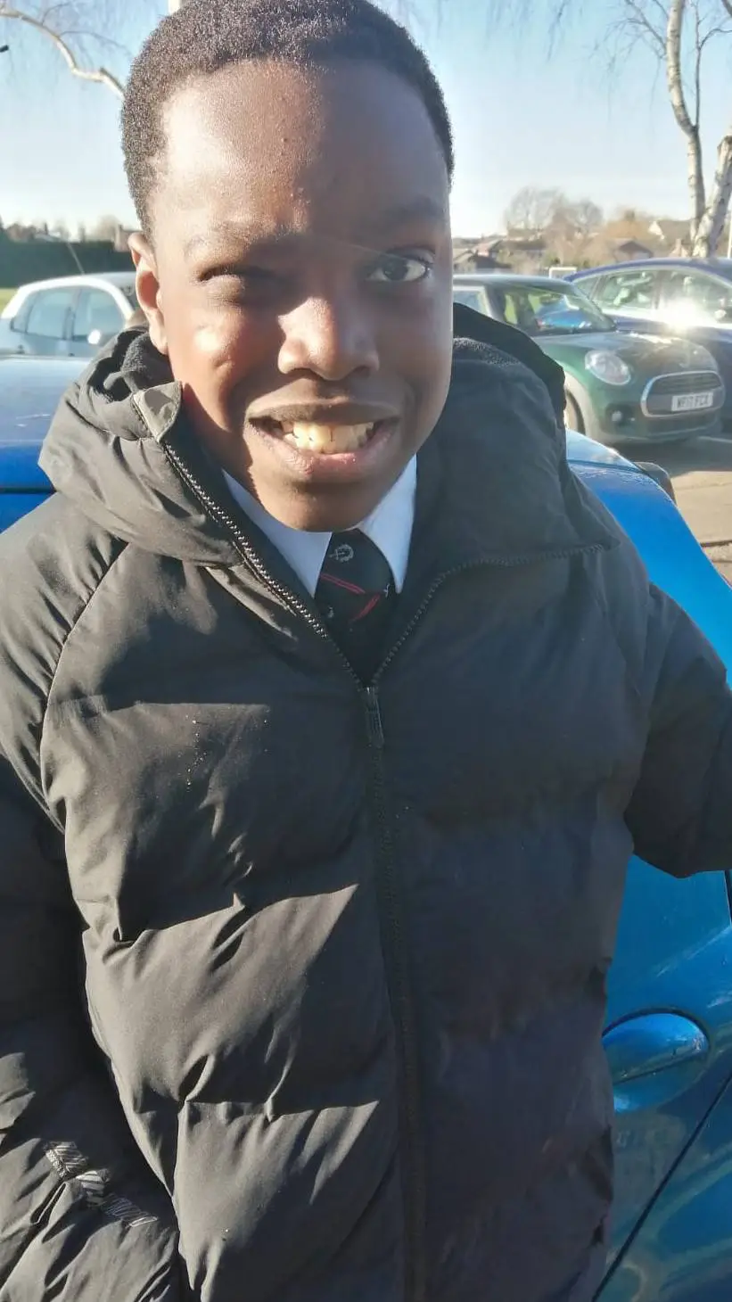 ai character: DT teacher background