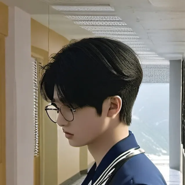 chat with ai character: Azriel 