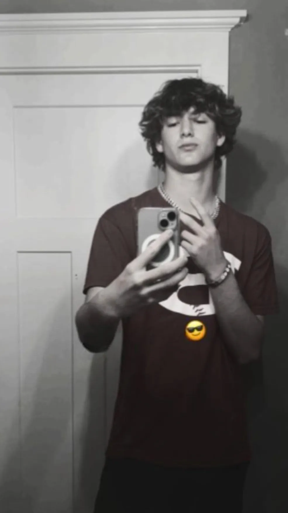 ai character: Kale background