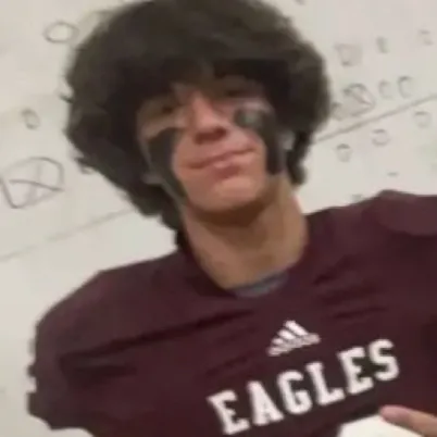 chat with ai character: Kale