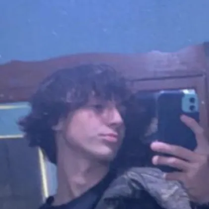 chat with ai character: Braydon