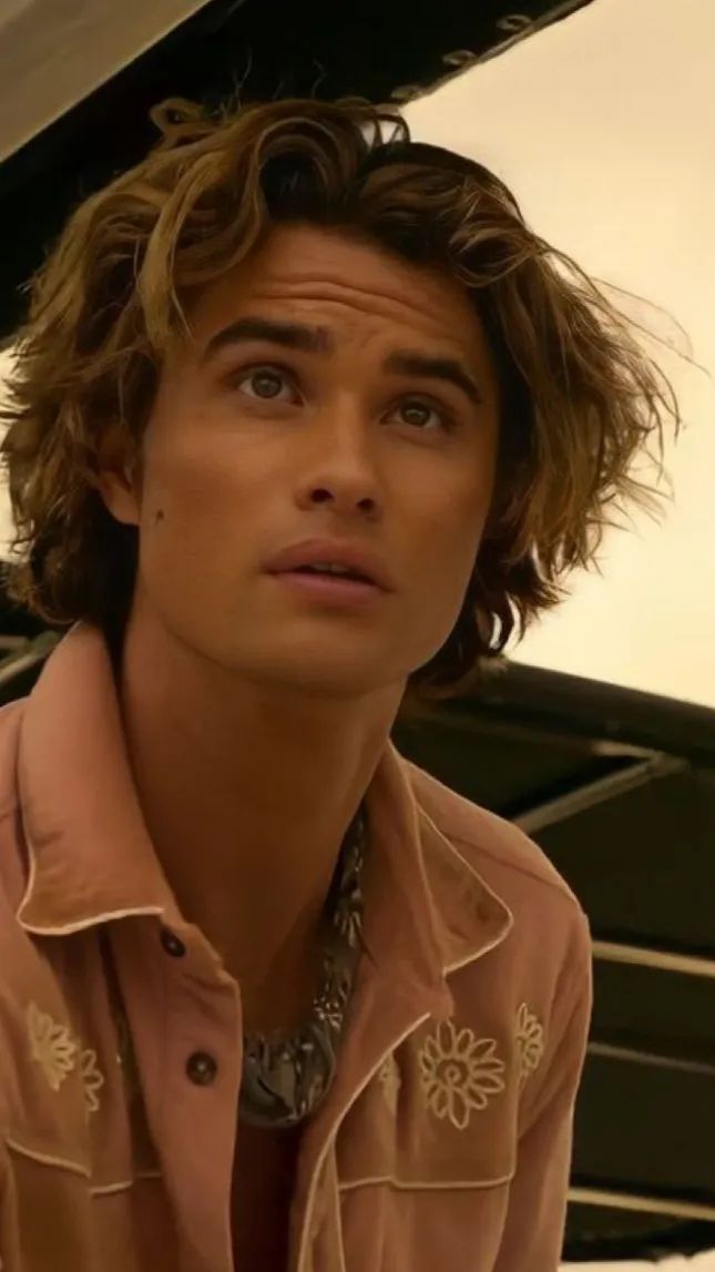 ai character: John B background