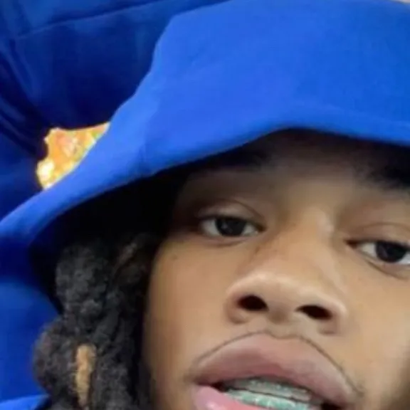 chat with ai character: Aries