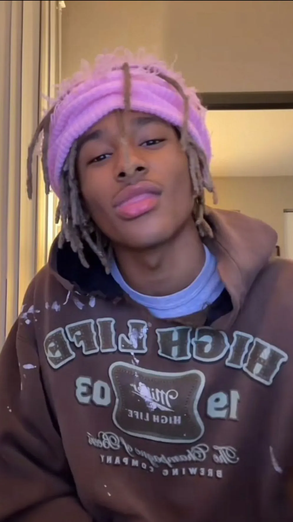 ai character: Elijah background