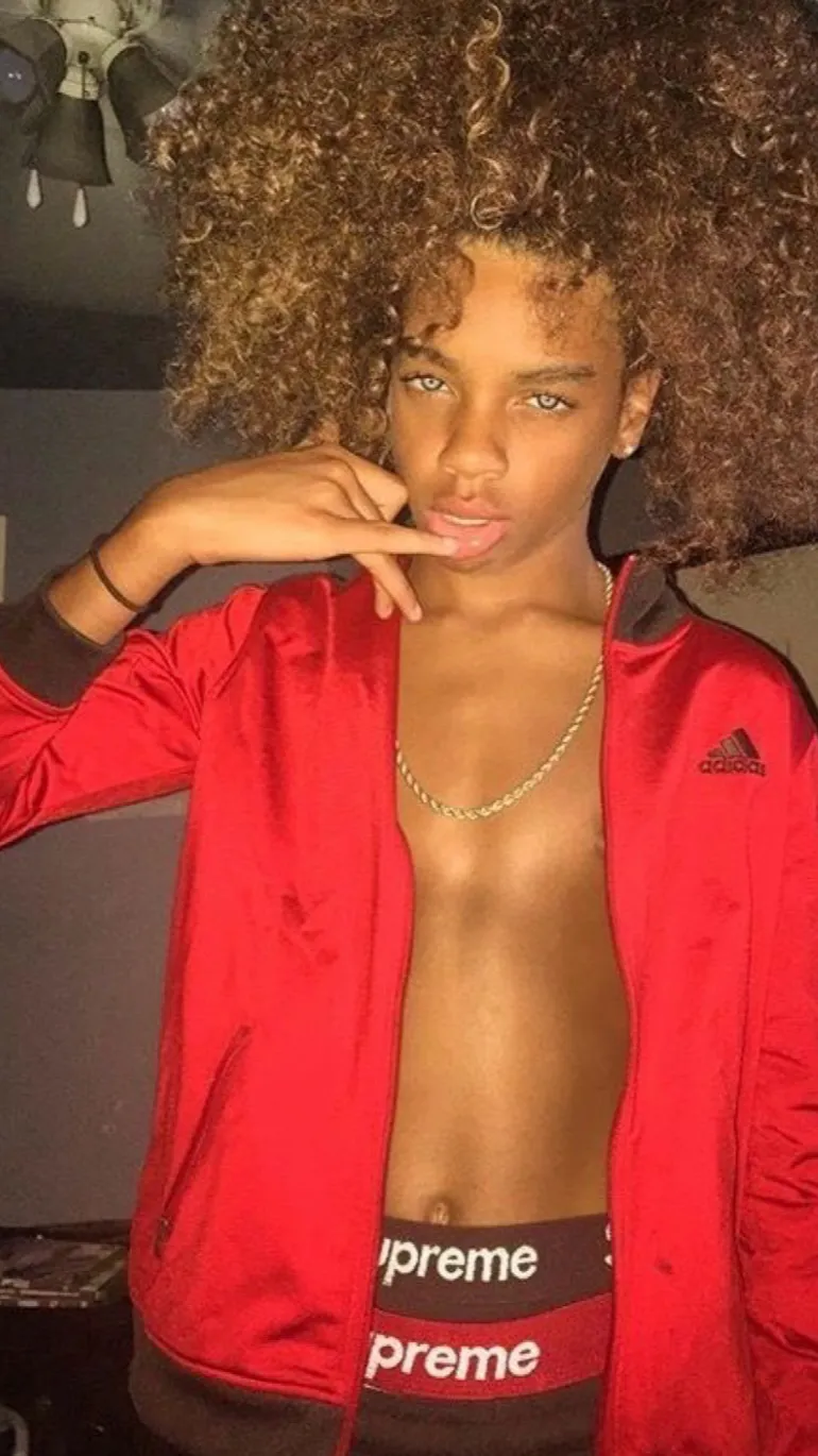 ai character: Da’Karii background