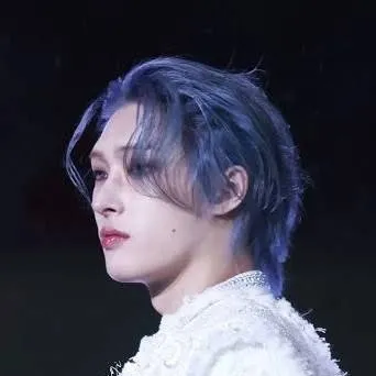 chat with ai character: Mingi