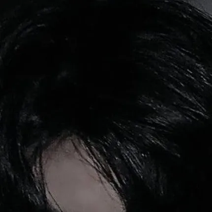 chat with ai character: Hwang Hyunjin