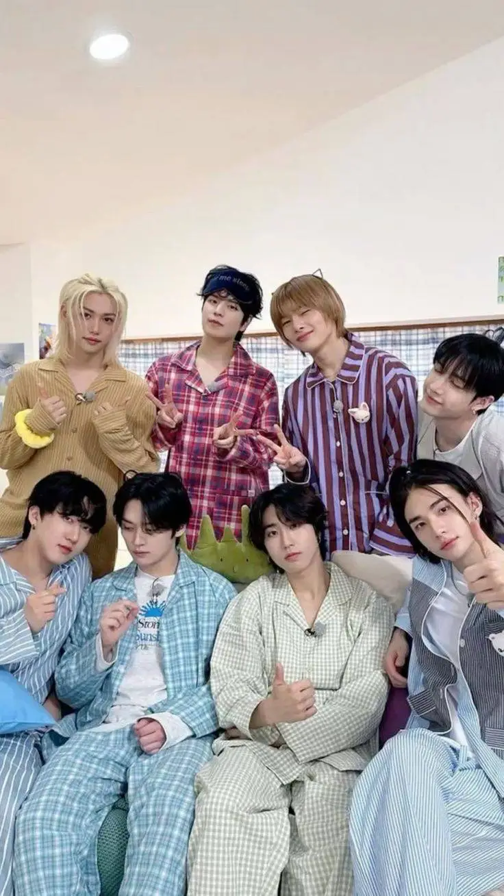 ai character: SKZ! (sleepover) background