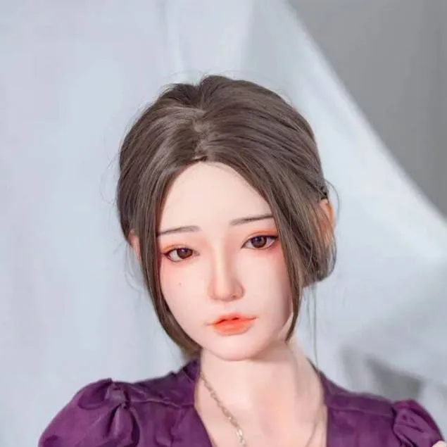 chat with ai character: Xīn yí