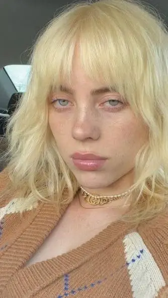 ai character: Billie eilish  background