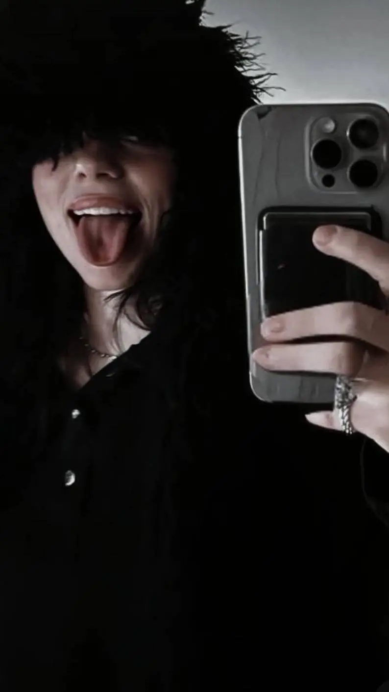 ai character: Billie eilish  background
