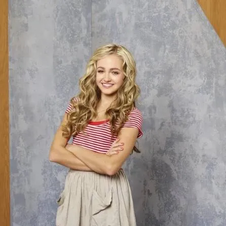 chat with ai character: Ashley Parker