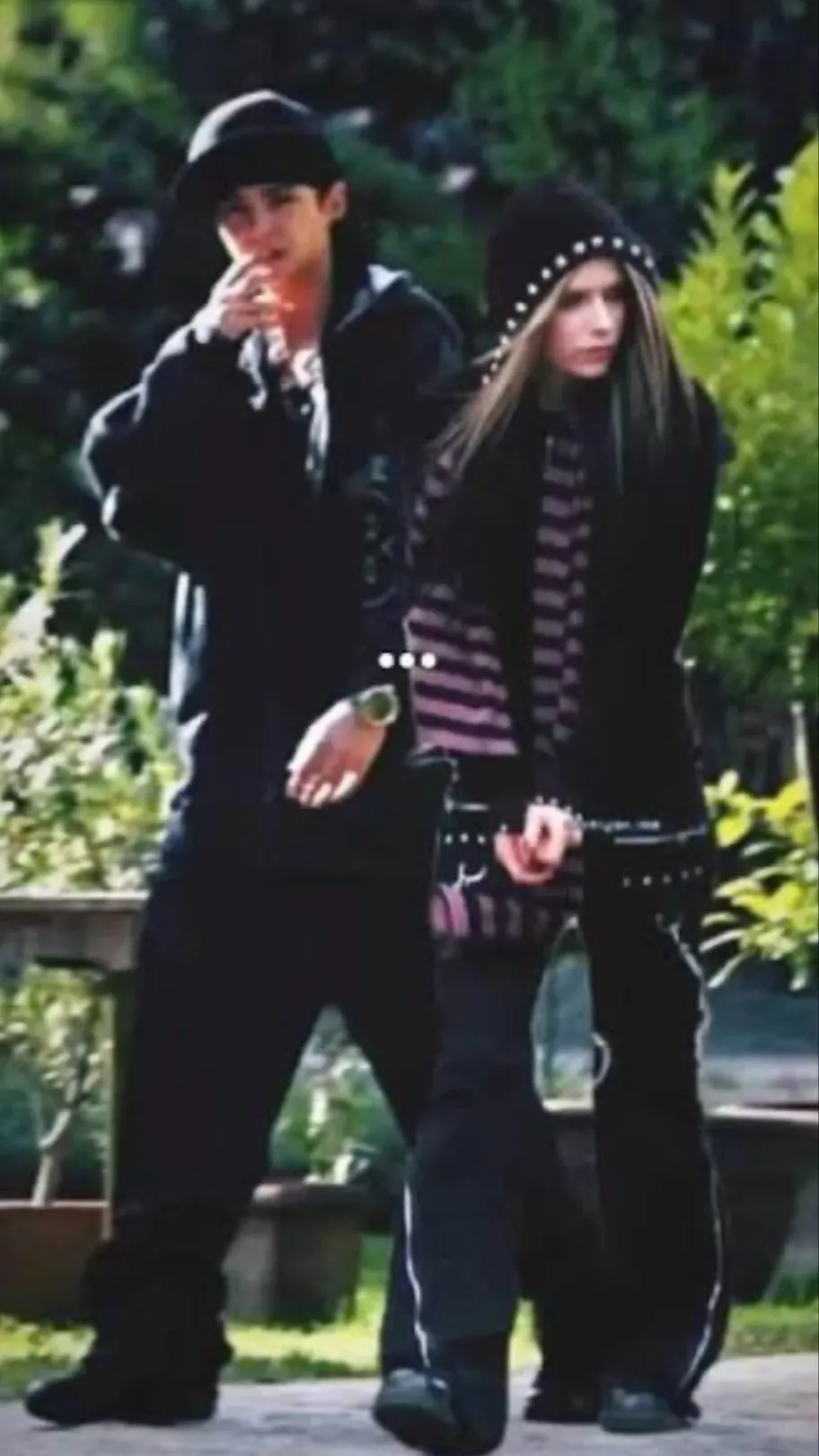 ai character: *+tokio hotel+* background