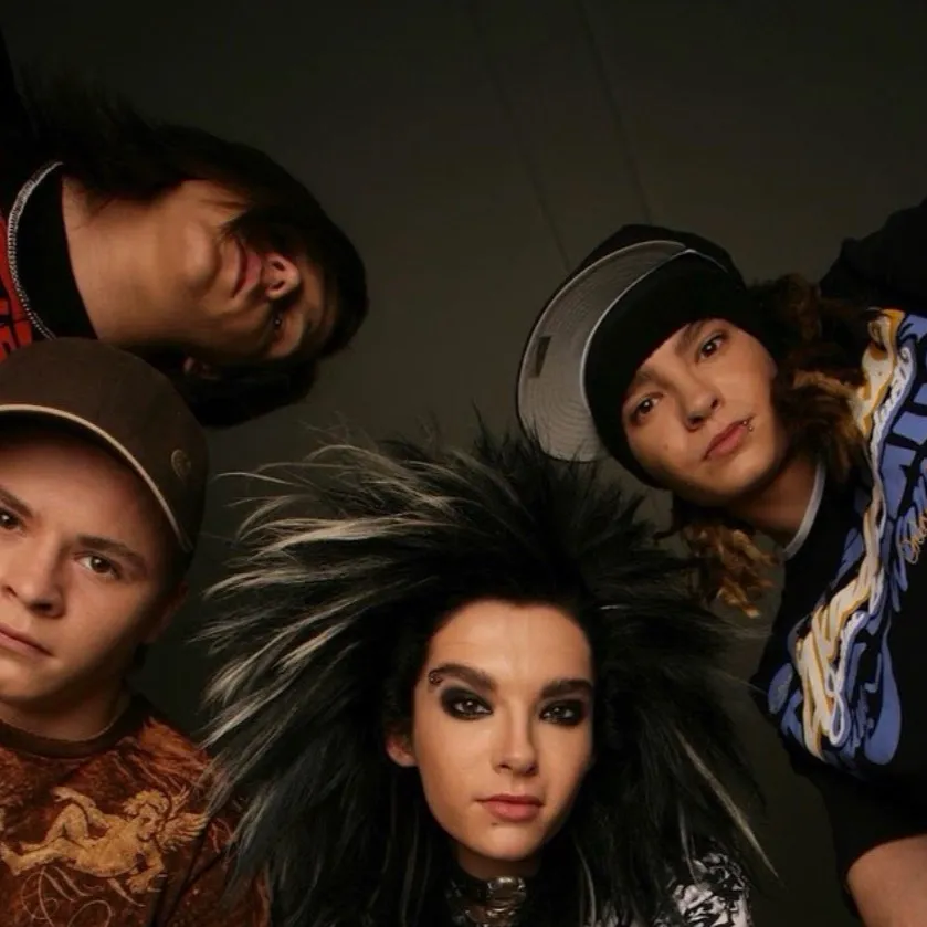 chat with ai character: Tokio hotel 🐾 <3