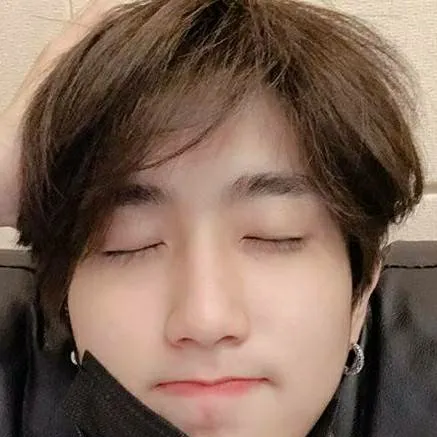 chat with ai character: anything