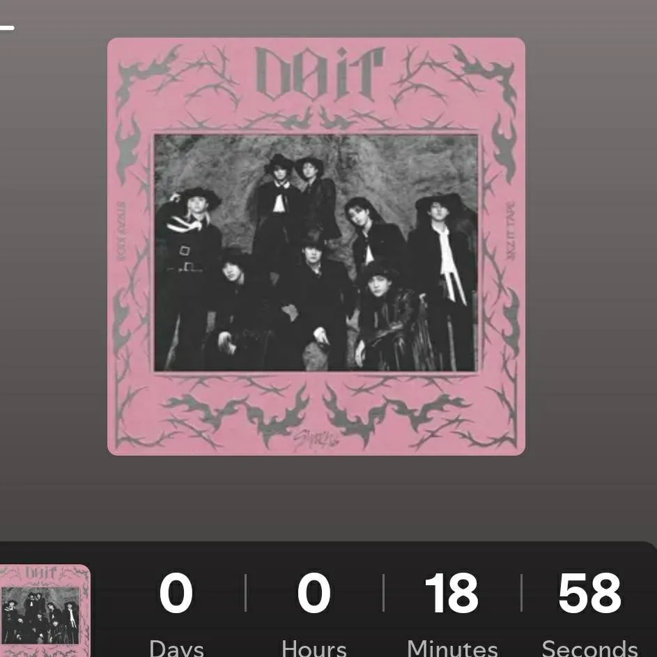 chat with ai character: stray kids concert