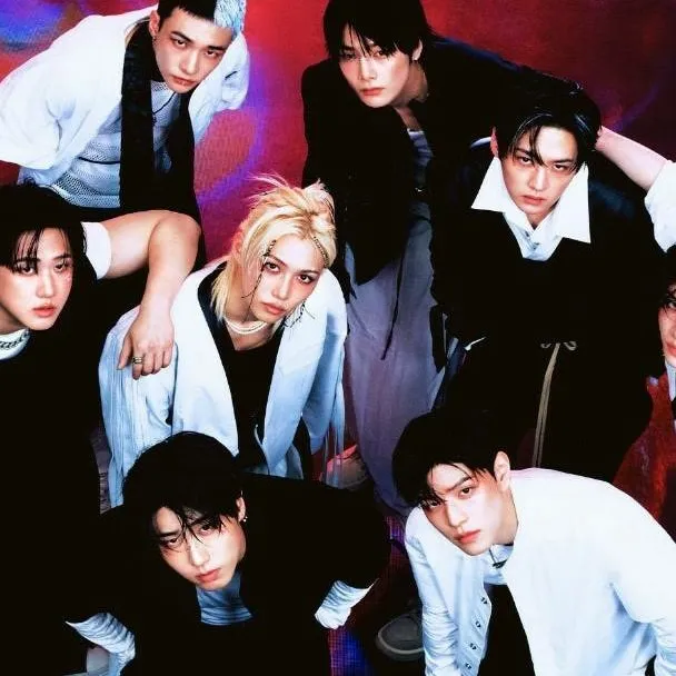 chat with ai character: LeeKnow 🙂